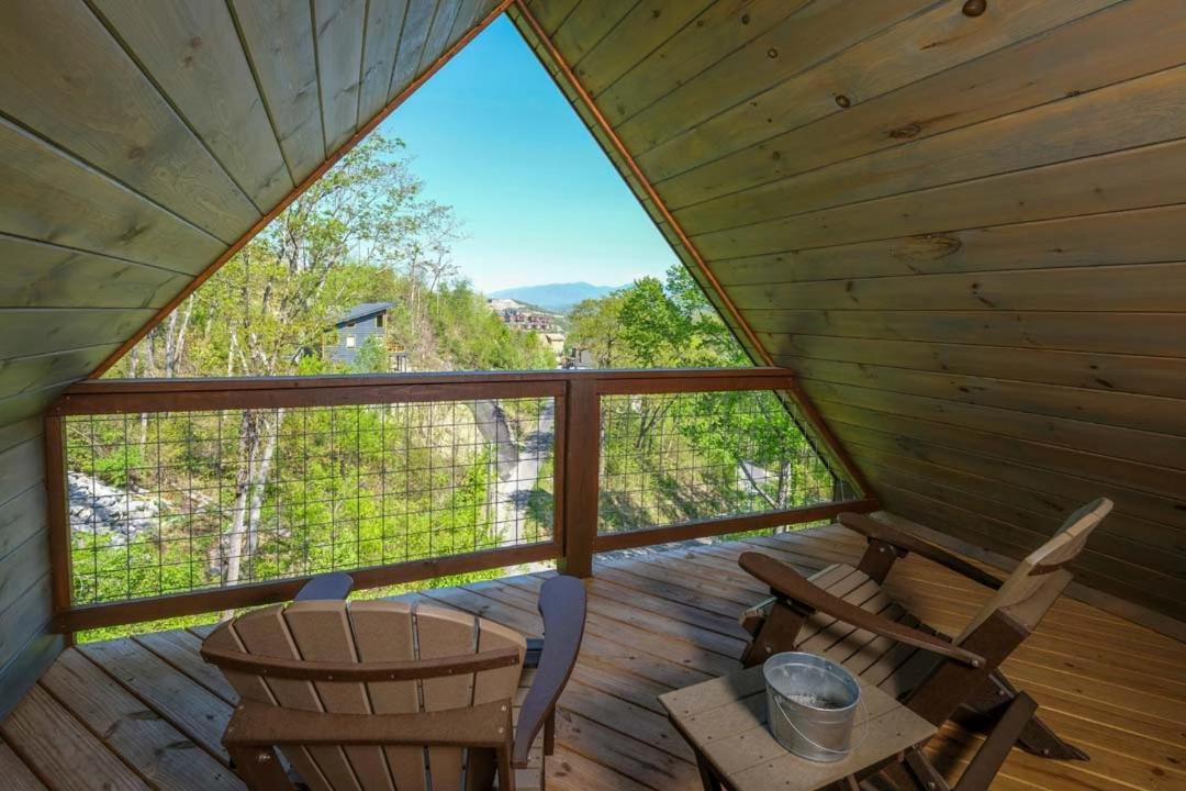 Villa Mountain Time à Gatlinburg Extérieur photo