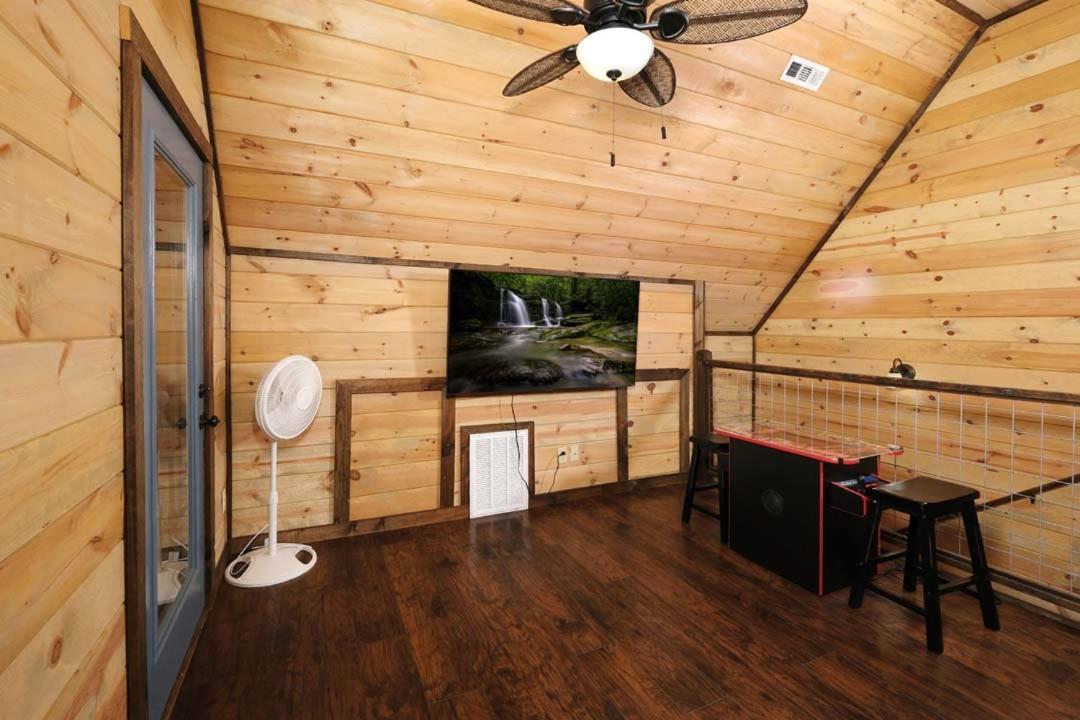 Villa Mountain Time à Gatlinburg Extérieur photo