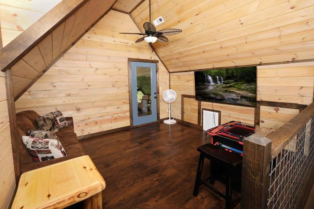 Villa Mountain Time à Gatlinburg Extérieur photo