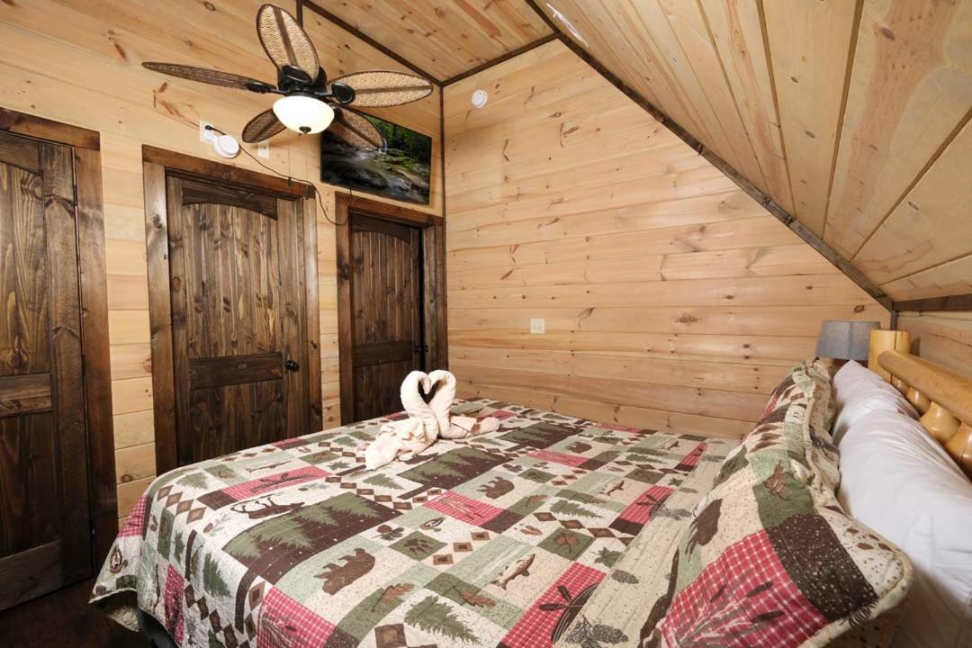 Villa Mountain Time à Gatlinburg Extérieur photo