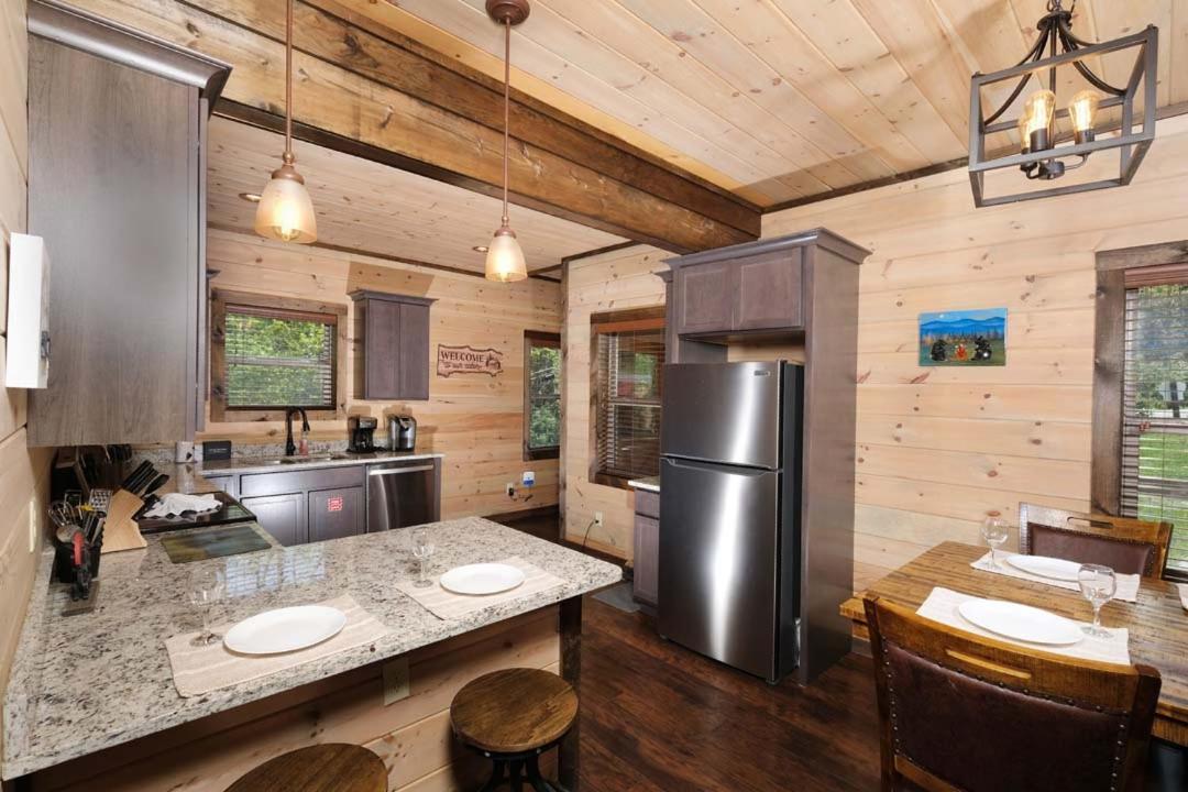 Villa Mountain Time à Gatlinburg Extérieur photo